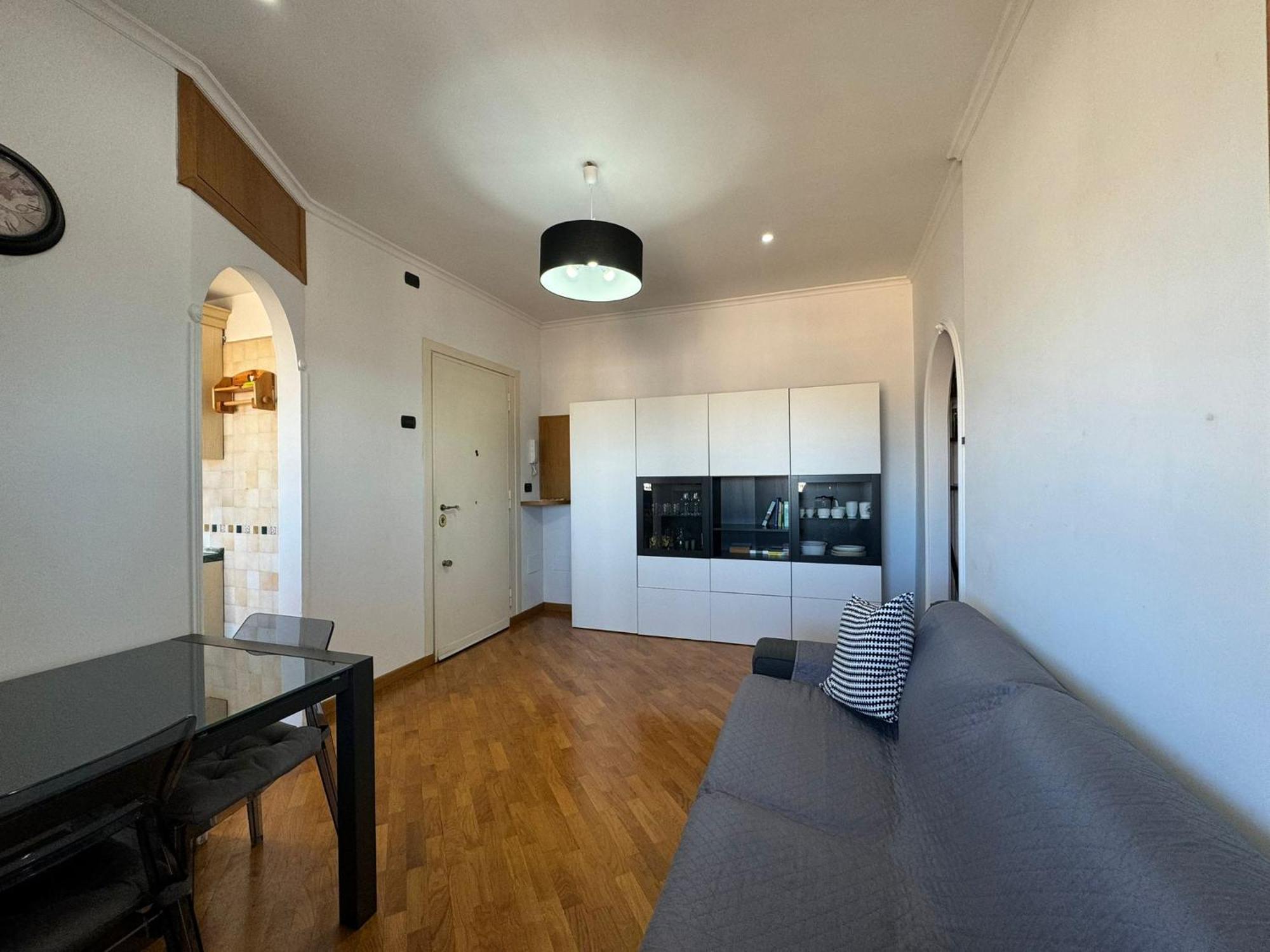 Cozy Flat With Balcony Appartamento *